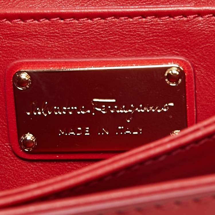 Pre Owned Salvatore Ferragamo Red Lipstick Leather Thalia Shoulder Bag