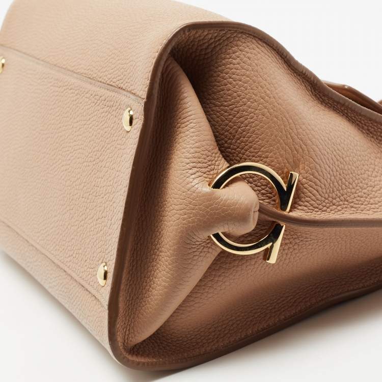 Pre Owned Salvatore Ferragamo Beige Leather Medium Sofia Top Handle Bag