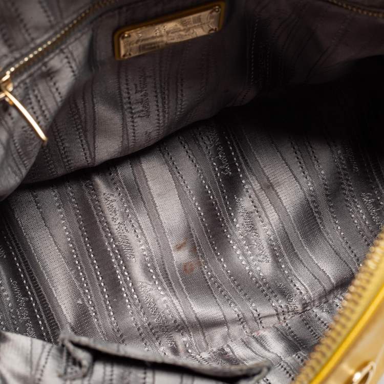 Pre Owned Salvatore Ferragamo Yellow Saffiano Leather Darina Satchel