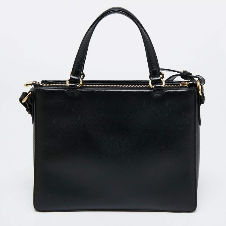 Pre Owned Salvatore Ferragamo Black Leather Vara Bow Tote