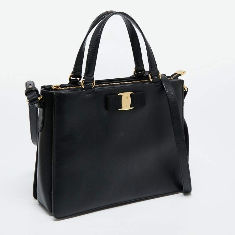 Pre Owned Salvatore Ferragamo Black Leather Vara Bow Tote