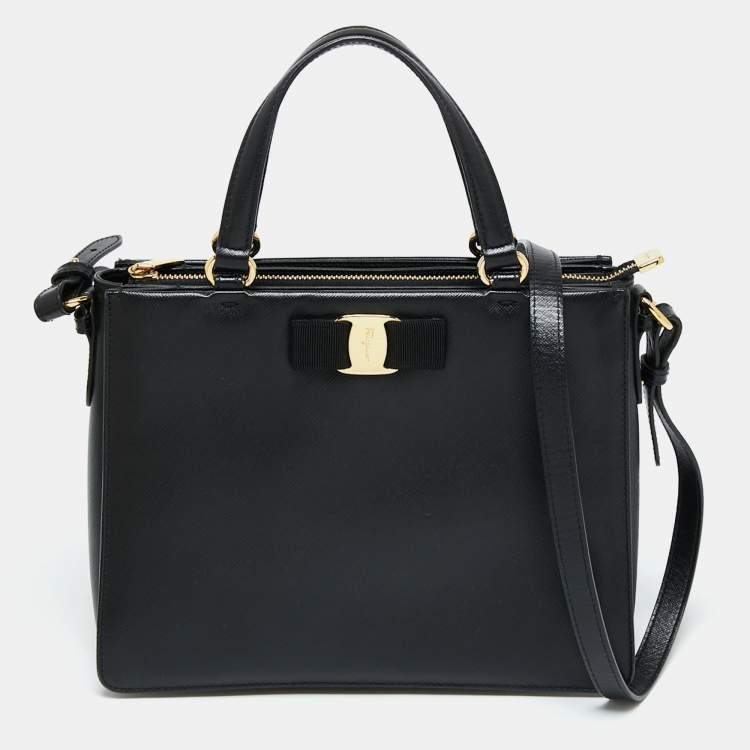 Pre Owned Salvatore Ferragamo Black Leather Vara Bow Tote