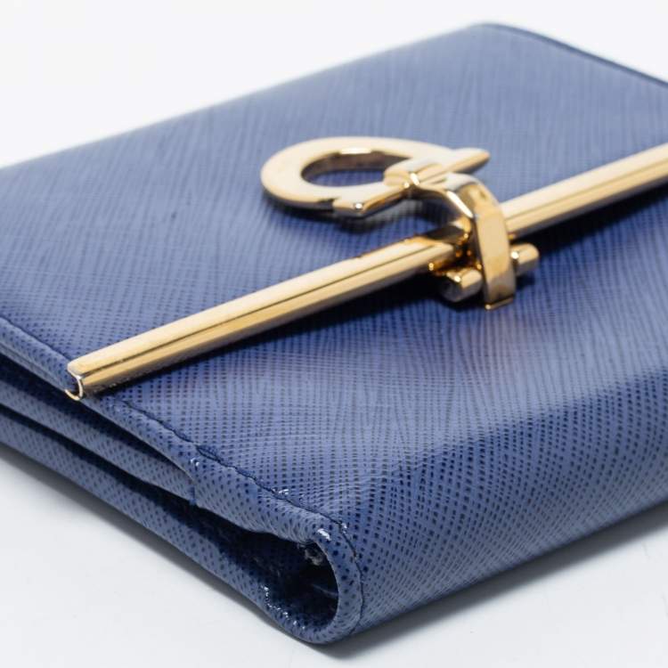 Pre Owned Salvatore Ferragamo Blue Leather Gancini Clip Compact Wallet