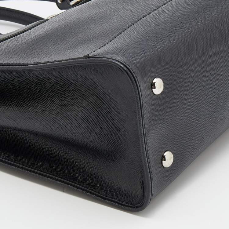 Pre Owned Salvatore Ferragamo Black Saffiano Leather Small Briana Tote