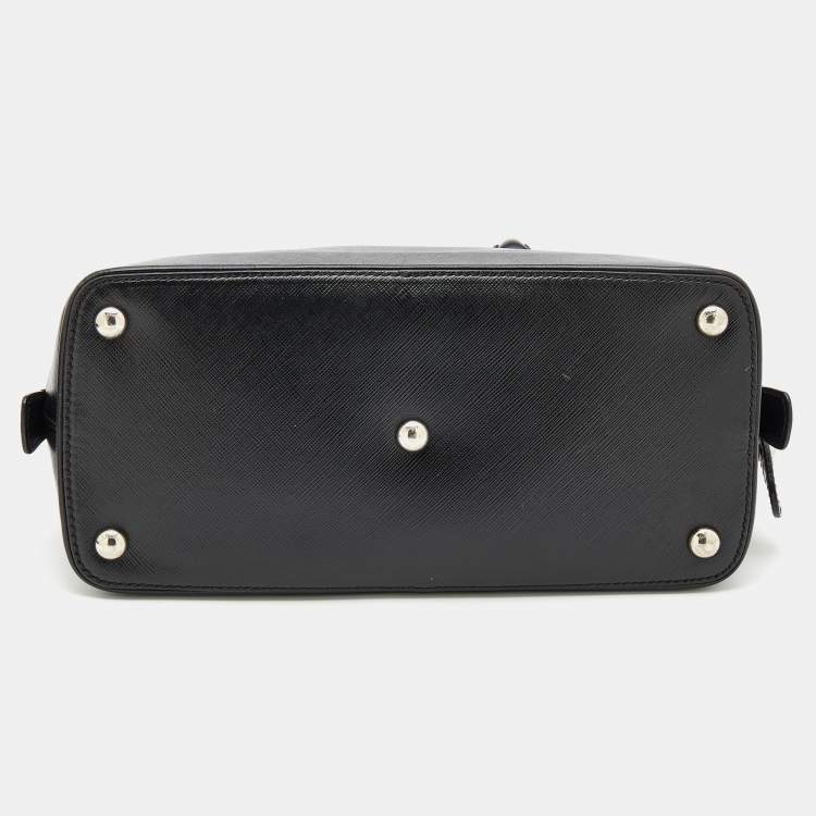 Pre Owned Salvatore Ferragamo Black Saffiano Leather Darina Satchel