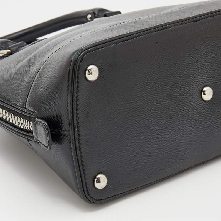 Pre Owned Salvatore Ferragamo Black Saffiano Leather Darina Satchel