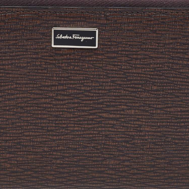Pre Owned Salvatore Ferragamo Brown Leather Zip Around Wallet