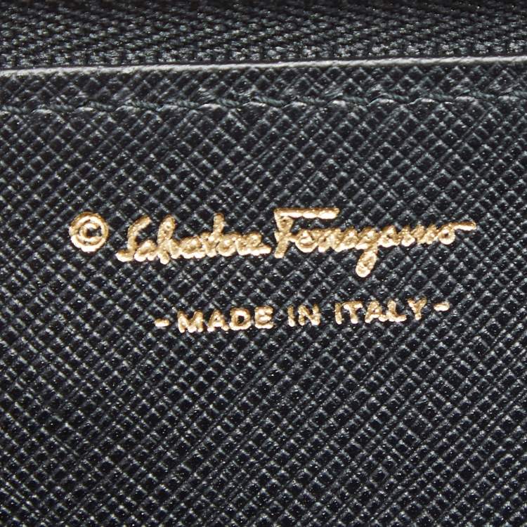 Pre Owned Salvatore Ferragamo Black Leather Double Gancio Zip Around Wallet
