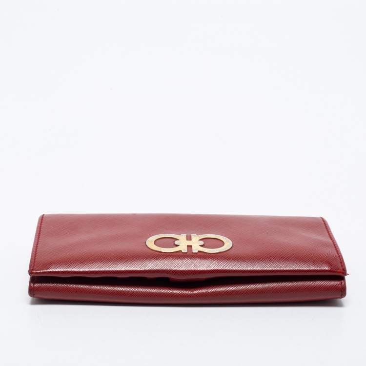 Pre Owned Salvatore Ferragamo Red Leather Double Gancio Continental Wallet