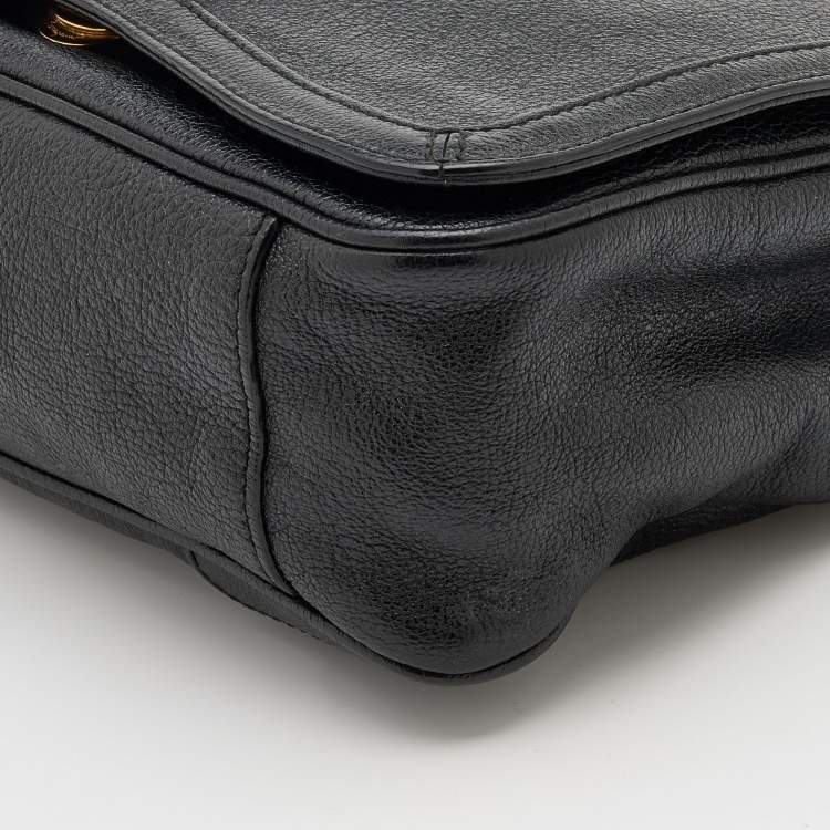 Pre Owned Salvatore Ferragamo Black Leather Gancini Flap Shoulder Bag