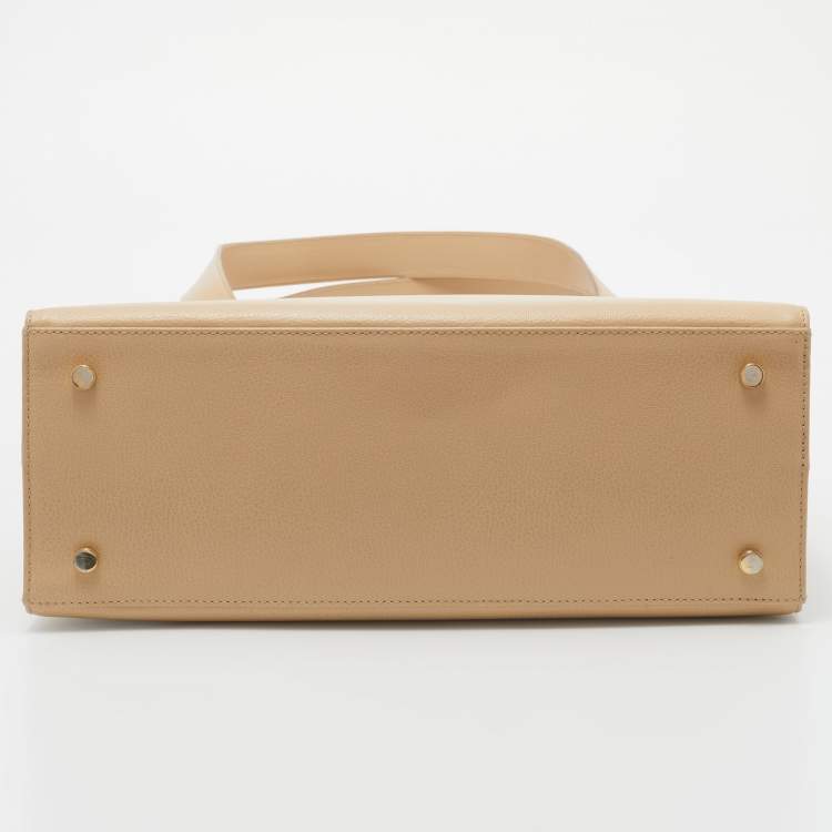 مملوكة مسبقًا Salvatore Ferragamo Beige Leather Tote