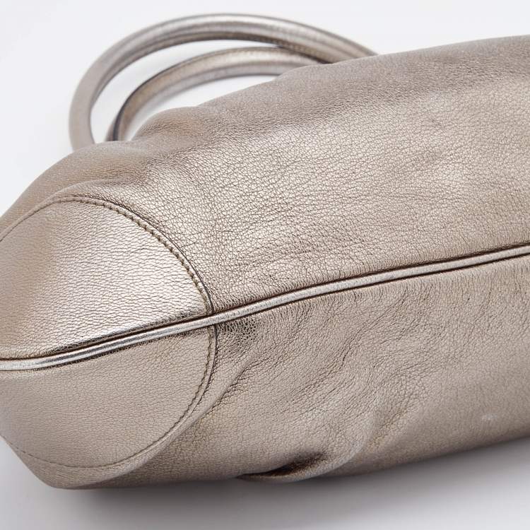 مملوكة مسبقًا Salvatore Ferragamo Metallic Leather Marisa Satchel