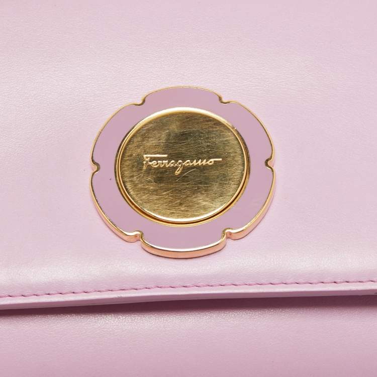 Pre Owned Salvatore Ferragamo Light Pink Leather Floral Flap Chain Shoulder Bag