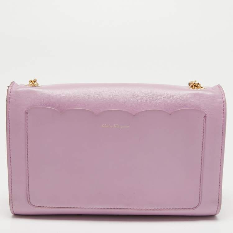 Pre Owned Salvatore Ferragamo Light Pink Leather Floral Flap Chain Shoulder Bag