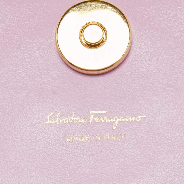 Pre Owned Salvatore Ferragamo Light Pink Leather Floral Flap Chain Shoulder Bag