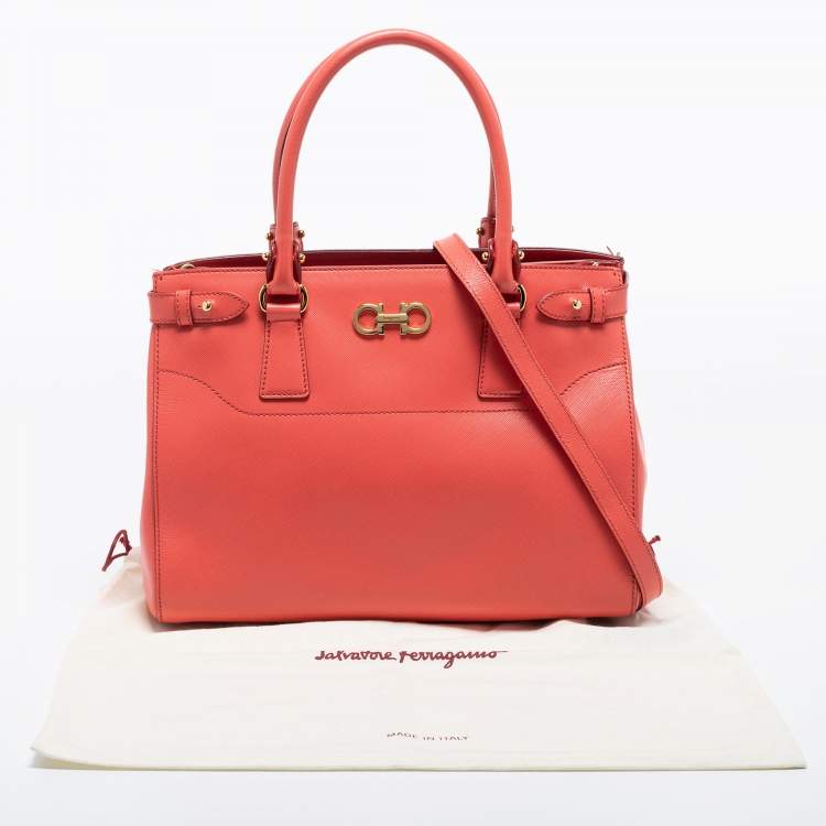 Pre Owned Salvatore Ferragamo Pink Leather Medium Batik Tote