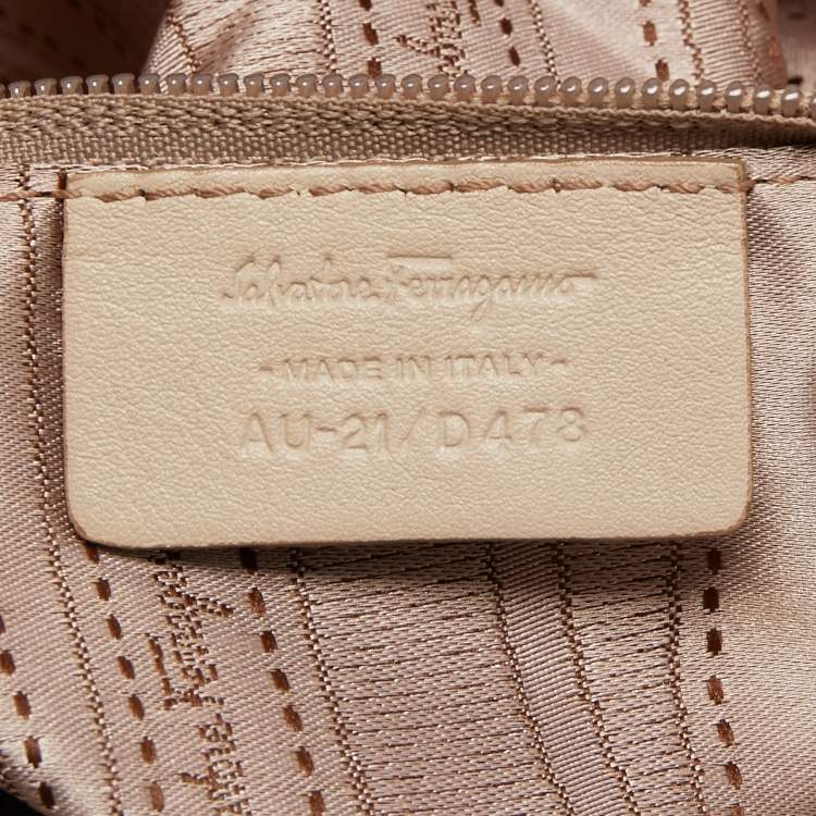 Pre Owned Salvatore Ferragamo Beige Leather Gancini Chain Tote