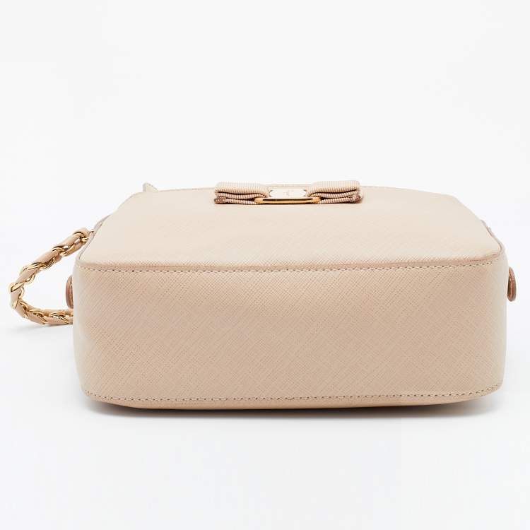 Pre Owned Salvatore Ferragamo Beige Saffiano Leather Vara Bow Shoulder Bag