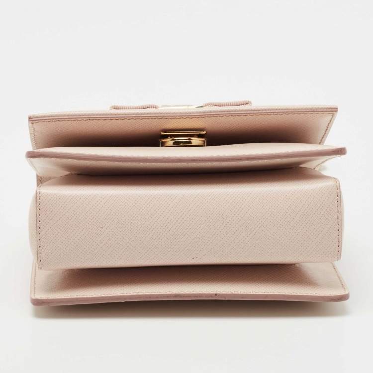 Pre Owned Salvatore Ferragamo Pink Leather Mini Ginny Crossbody Bag