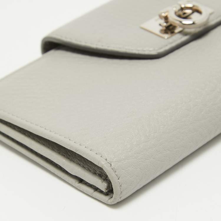 Pre Owned Salvatore Ferragamo Grey Leather Gancio Flap Wallet