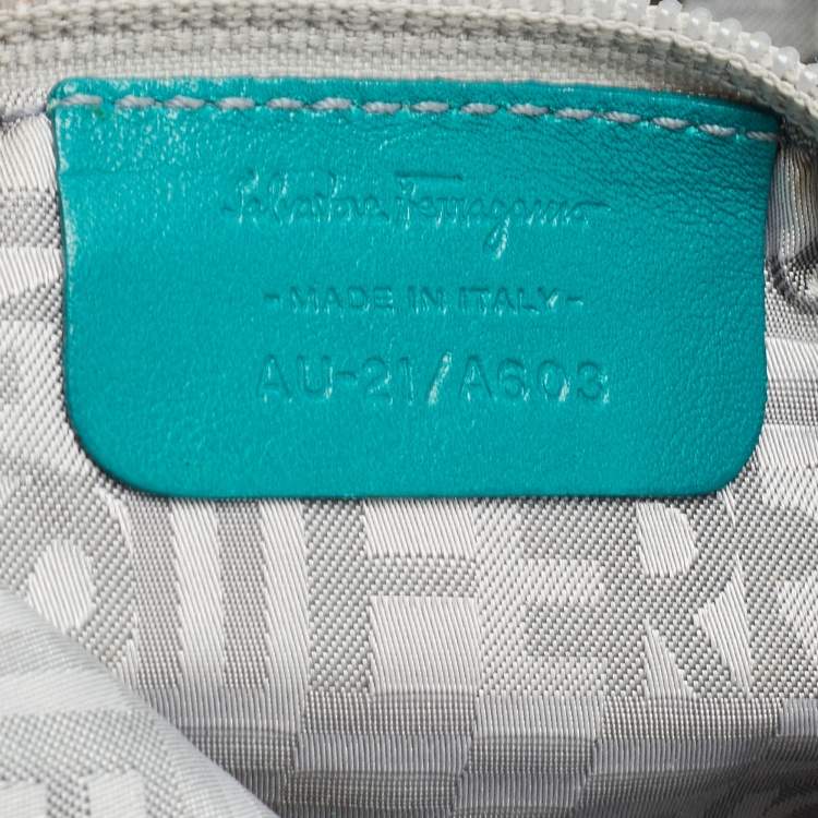 Pre Owned Salvatore Ferragamo Green Leather Pleated Tote