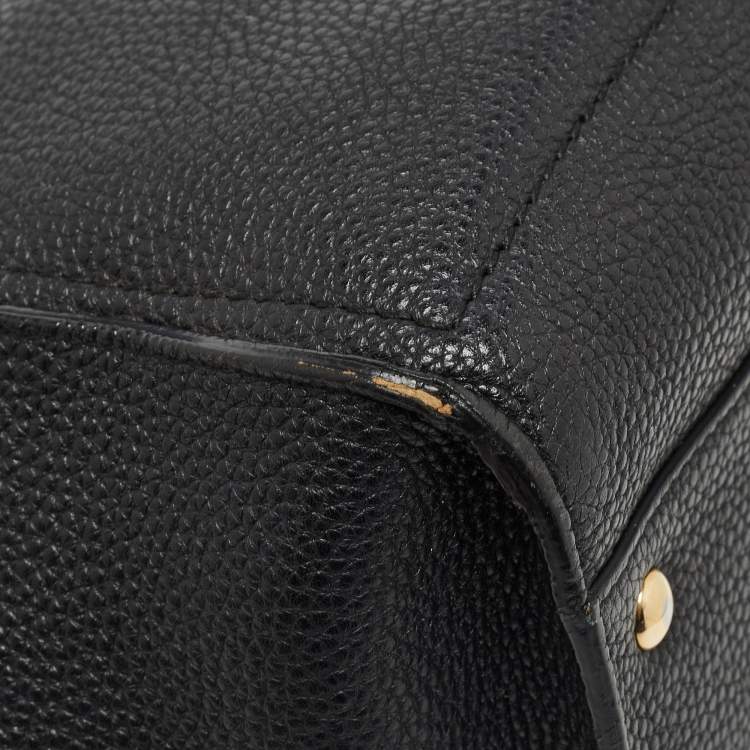 Pre Owned Salvatore Ferragamo Black Leather Medium Amy Tote
