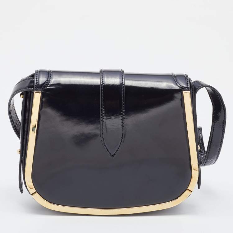 Pre Owned Salvatore Ferragamo Black Patent Leather Sabine Crossbody Bag