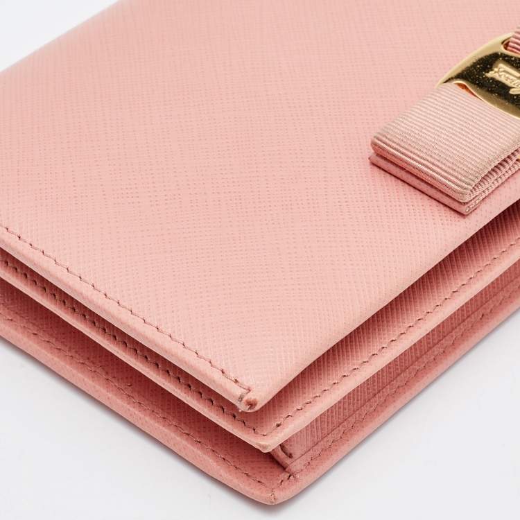 Pre Owned Salvatore Ferragamo Peach Leather Miss Vara Wallet on chain 