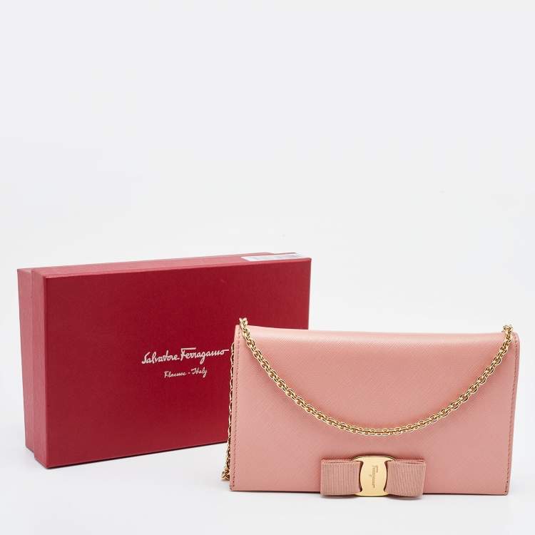Pre Owned Salvatore Ferragamo Peach Leather Miss Vara Wallet on chain 