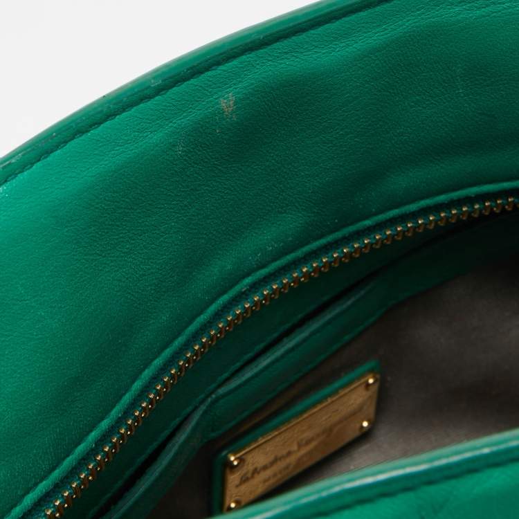 Pre Owned Salvatore Ferragamo Green Logo Embossed Leather Bonnie Tote