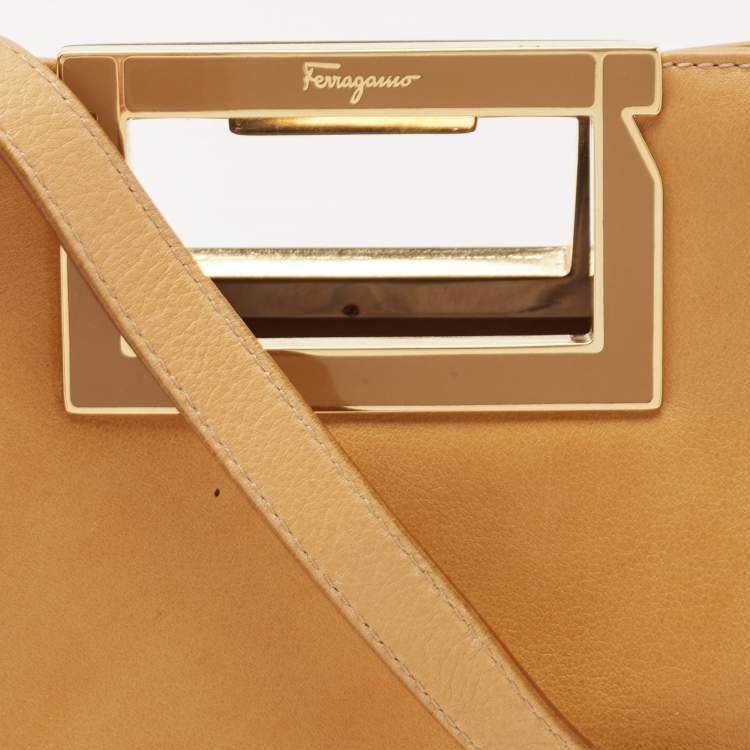 Pre Owned Salvatore Ferragamo Tan Leather Shoulder Bag