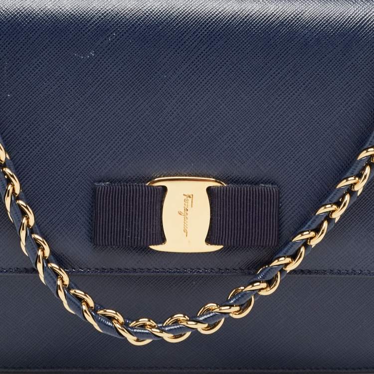 Pre Owned Salvatore Ferragamo Dark Blue Leather Vara Bow Chain Shoulder Bag
