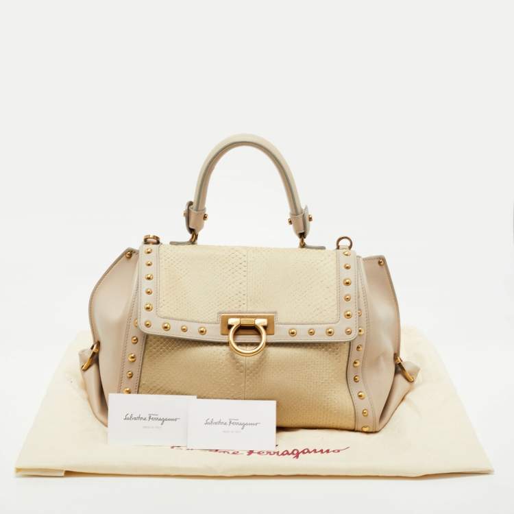 مملوكة مسبقًا Salvatore Ferragamo Cream/Beige Watersnake and Leather Studded Sofia Top Handle Bag