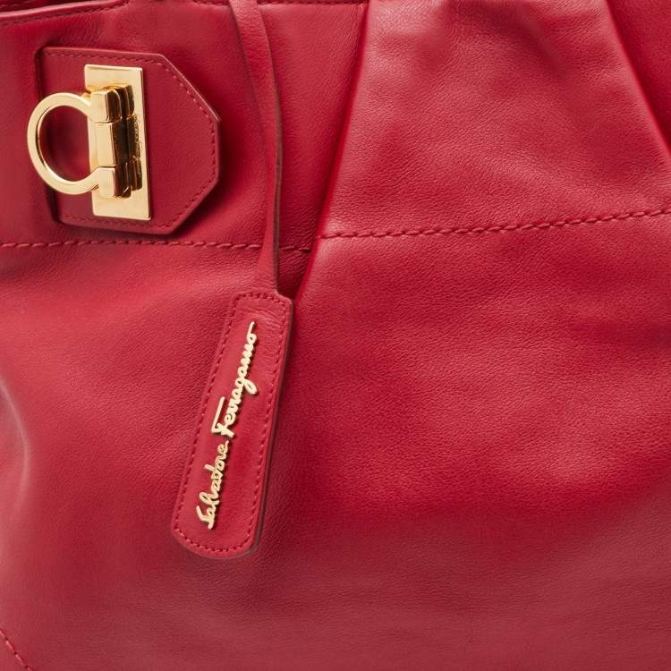 Pre Owned Salvatore Ferragamo Red Leather Gancini Chain Tote