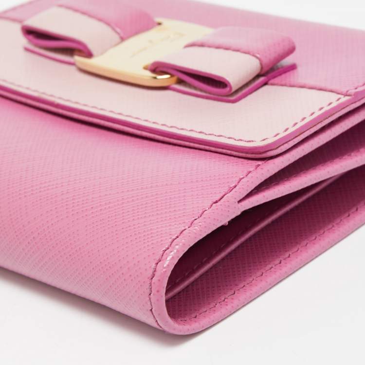 Pre Owned Salvatore Ferragamo Two Tone Pink Leather Vara Bow French Wallet