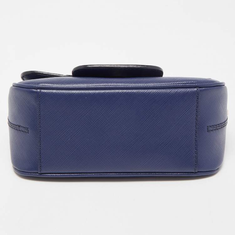 Pre Owned Salvatore Ferragamo Navy Blue Leather Gancini Flap Crossbody Bag 