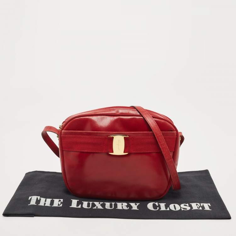 مملوكة مسبقًا Salvatore Ferragamo Red Leather Camera Crossbody Bag