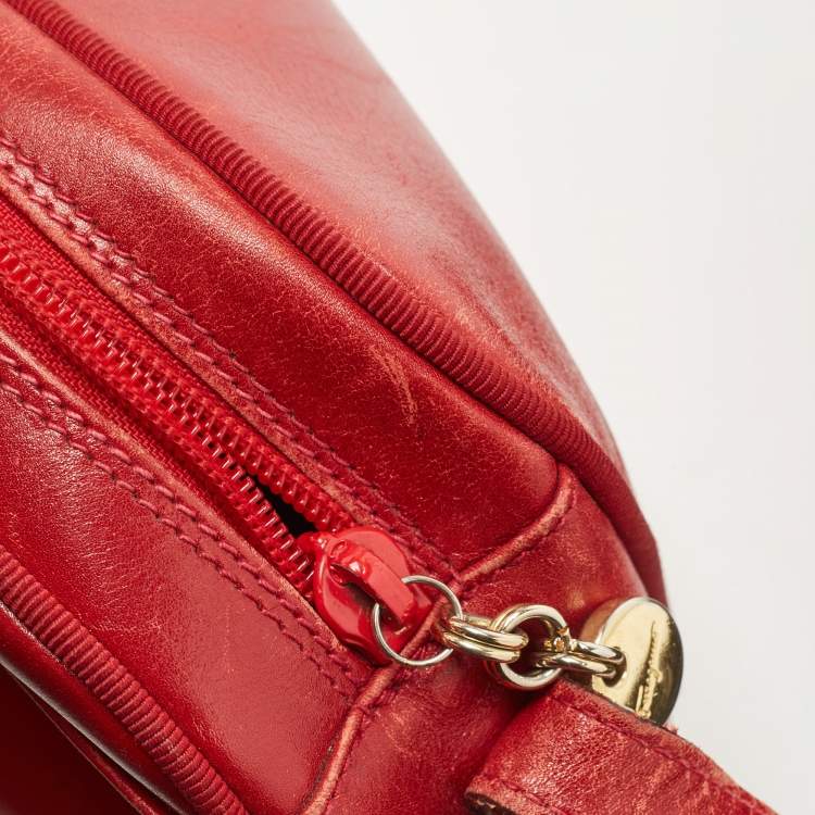 مملوكة مسبقًا Salvatore Ferragamo Red Leather Camera Crossbody Bag