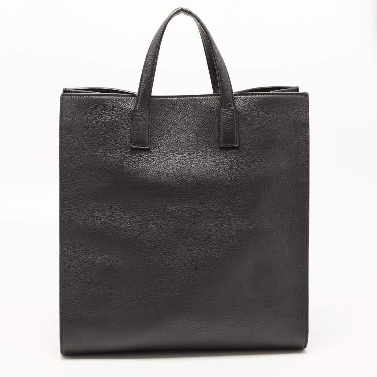 Pre Owned Salvatore Ferragamo Black Leather Logo Embossed Tote