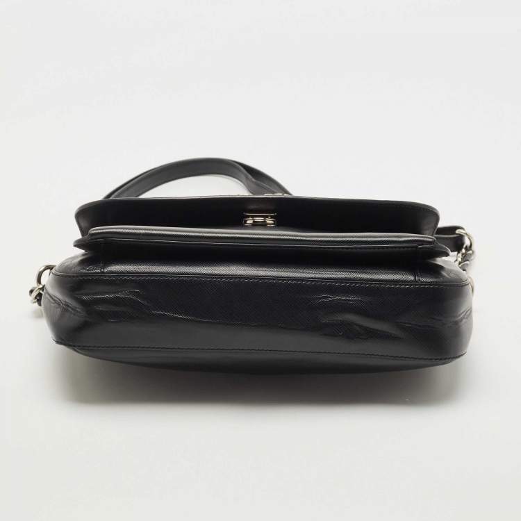 Pre Owned Salvatore Ferragamo Black Leather Gancini Flap Shoulder Bag