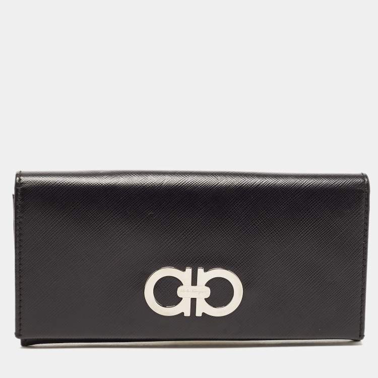 Pre Owned Salvatore Ferragamo Black Gancio Leather Continental Wallet