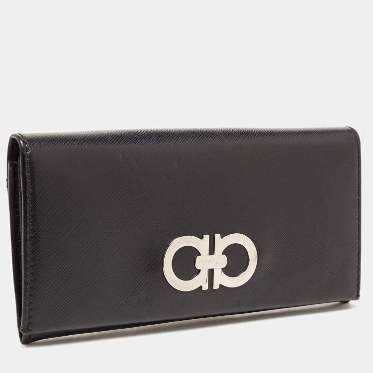 Pre Owned Salvatore Ferragamo Black Gancio Leather Continental Wallet