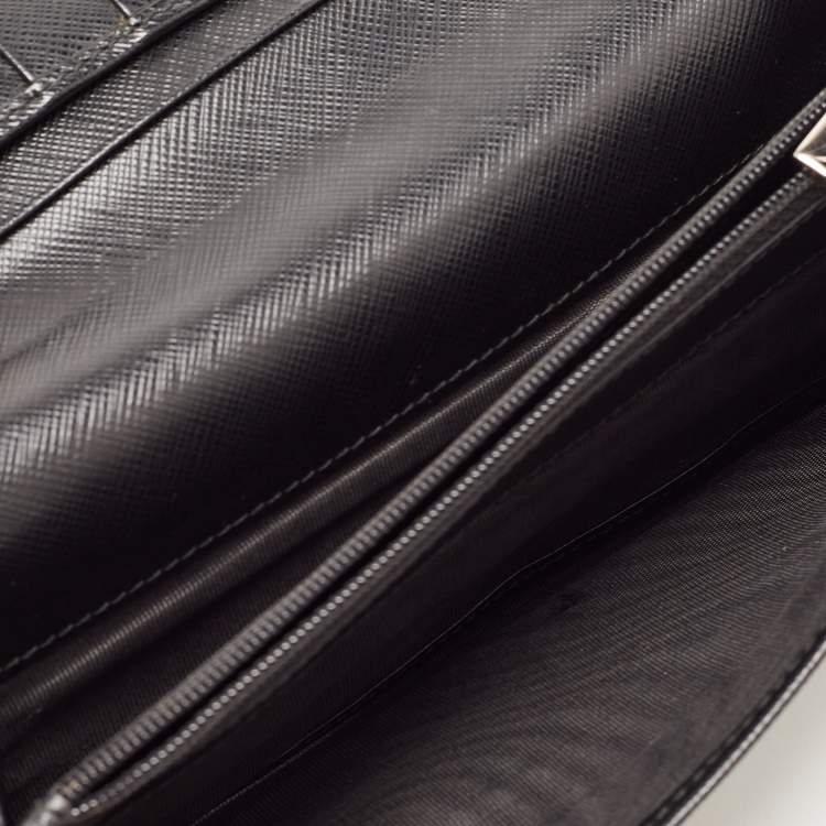 Pre Owned Salvatore Ferragamo Black Gancio Leather Continental Wallet