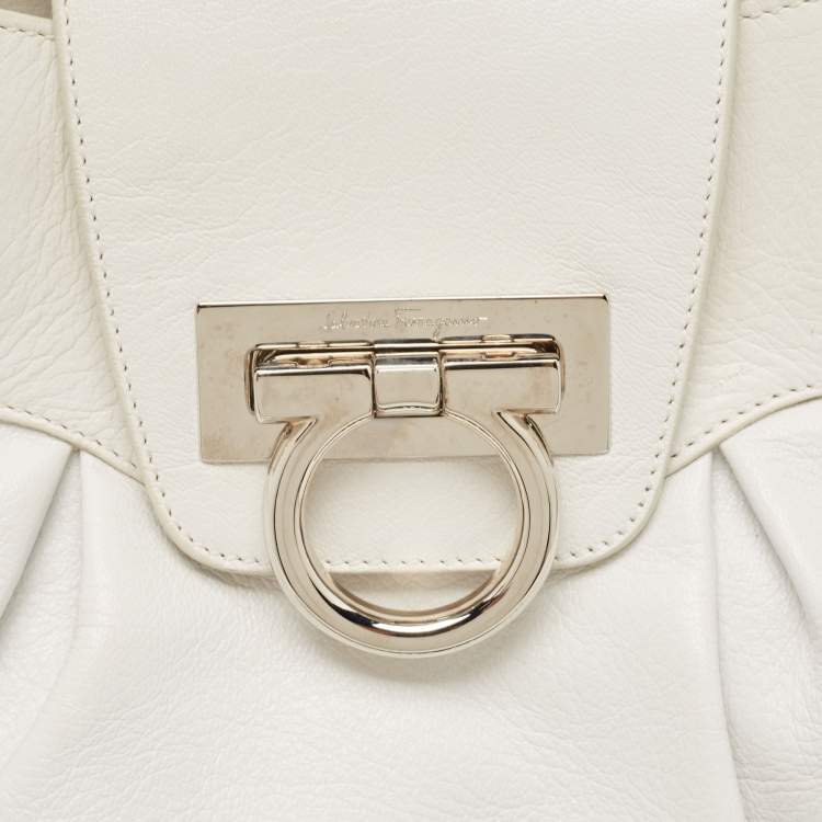 Pre Owned Salvatore Ferragamo White Leather Marisa Shoulder Bag