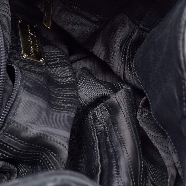 مملوكة مسبقًا Salvatore Ferragamo Black Leather Gancini Braided Handle Hobo
