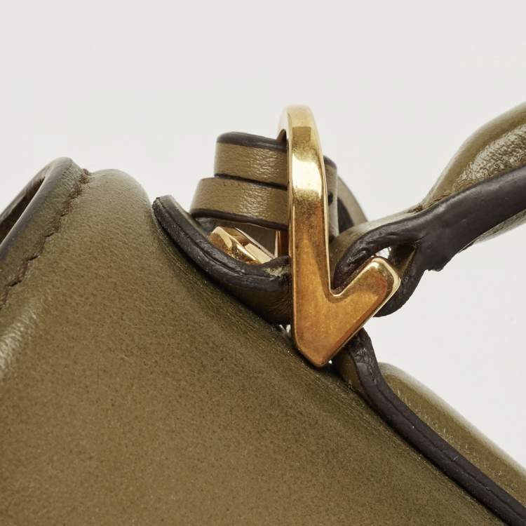 Pre Owned Salvatore Ferragamo Olive Green Leather Medium Boxyz Top Handle Bag