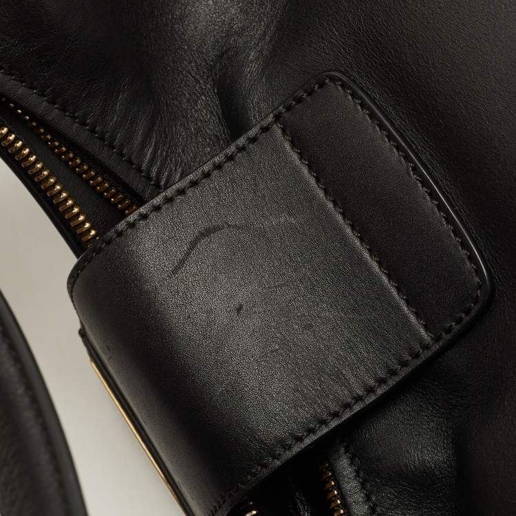 Pre Owned Salvatore Ferragamo Black Leather Fanisa Hobo