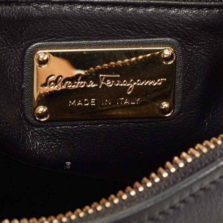 Pre Owned Salvatore Ferragamo Black Leather Fanisa Hobo