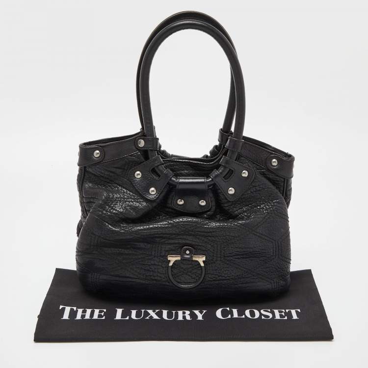 Pre Owned Salvatore Ferragamo Black Leather Shoulder Bag