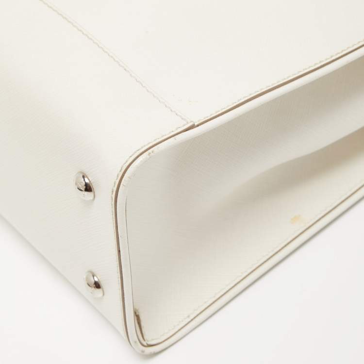 Pre Owned Salvatore Ferragamo White Leather Briana Tote